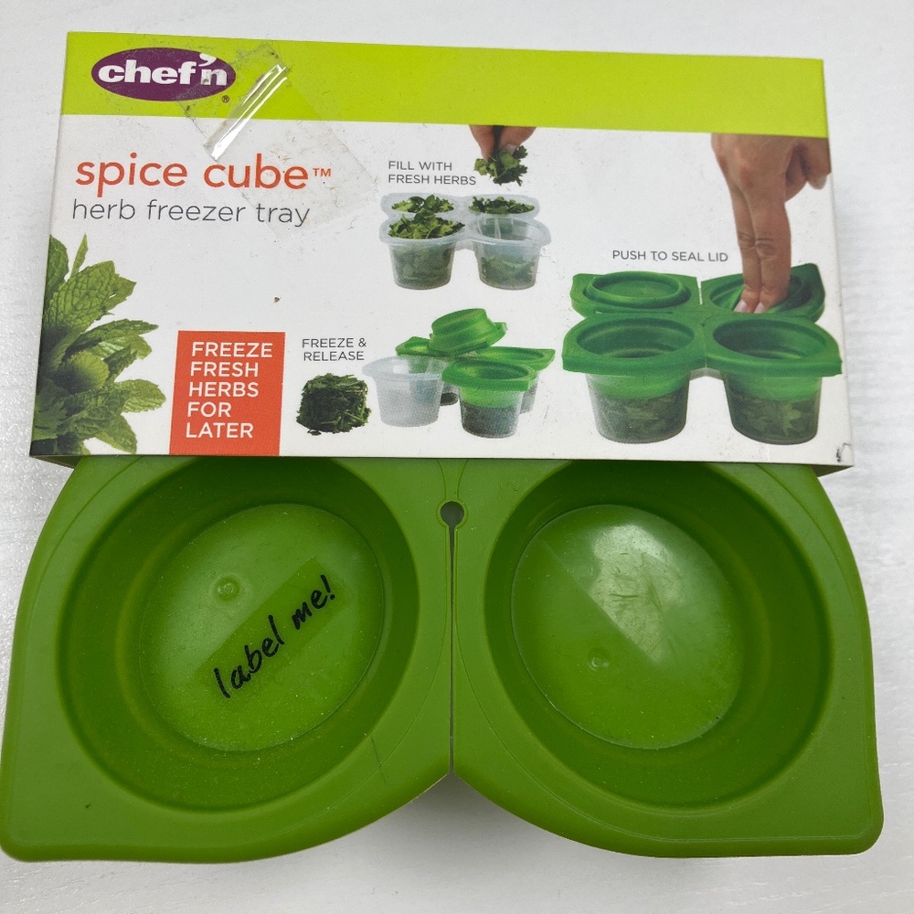 Beautiful spice cube freezer tray